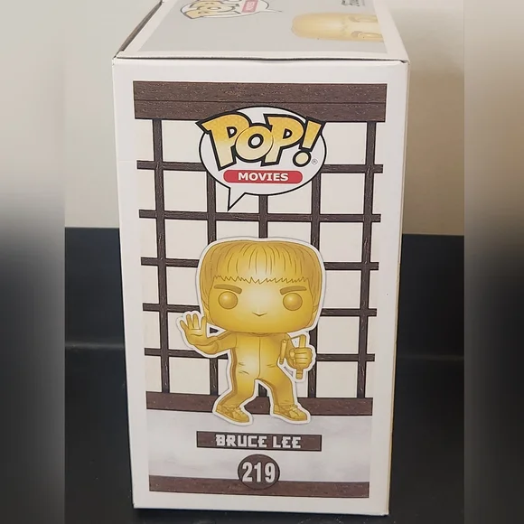 Funko Pop Bruce Lee #219 BAIT Exclusive Gold Edition - Picture 4 of 7